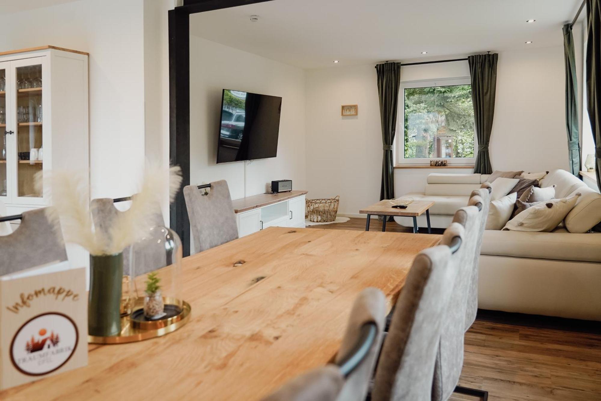 Traumfabrik Eifel Mit Sauna & Whirlpool Holiday home